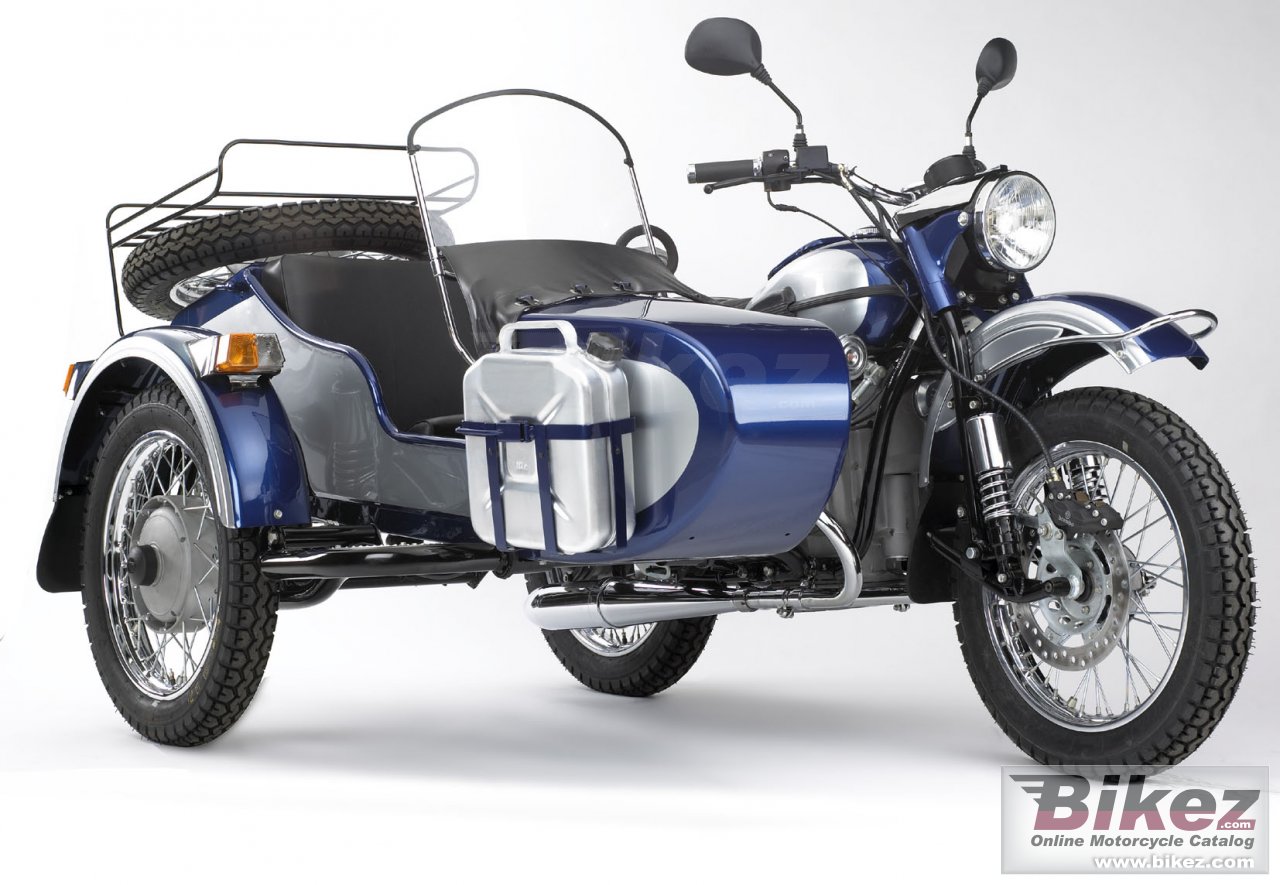 Big Ural sportsman 750 picture and wallpaper from Bikez.com
